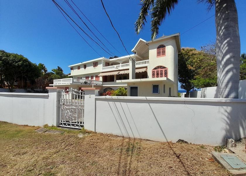 Saint James Montego Bay Facade