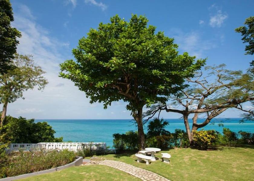 Saint Ann Ocho Rios Property Grounds