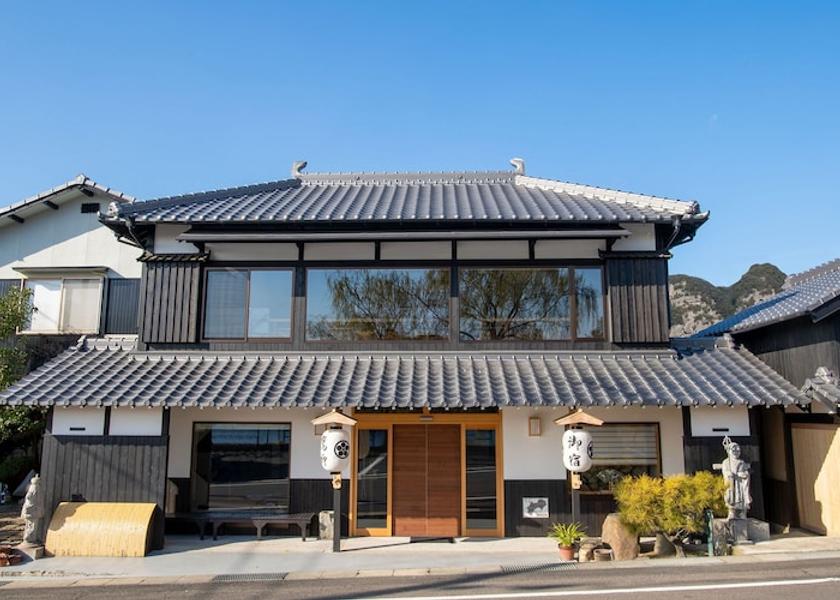 Kagawa Takamatsu Facade