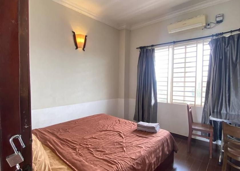 Kandal Phnom Penh Room