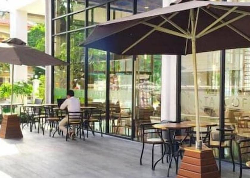 Kandal Phnom Penh Exterior Detail