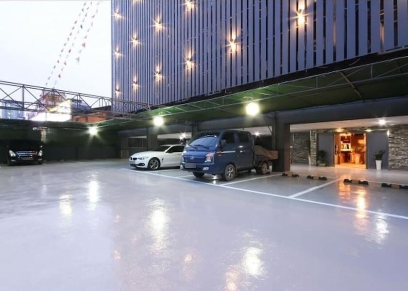 South Gyeongsang Gimhae Facade