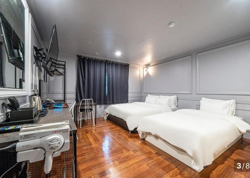 Gyeonggi Gimpo Room
