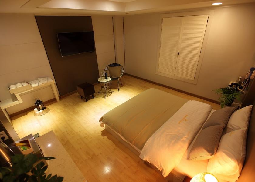 Jeonbuk Namwon Room