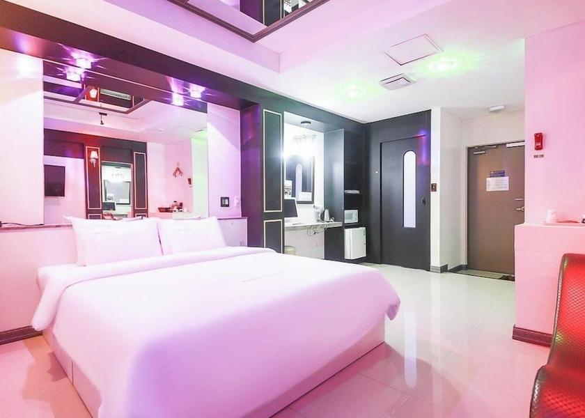 South Chungcheong Seosan Room