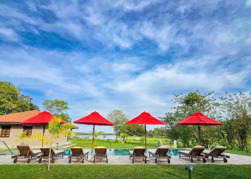 Ampara District Ampara Facade