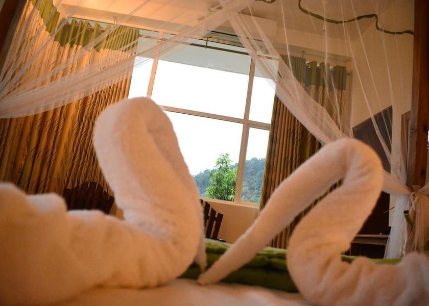 Matara District Deniyaya Interior Entrance