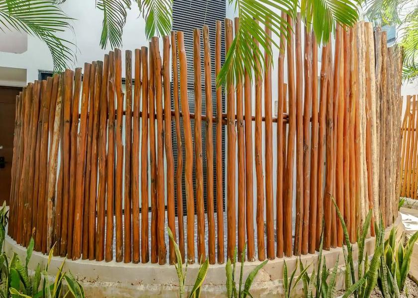 Quintana Roo Akumal Exterior Detail