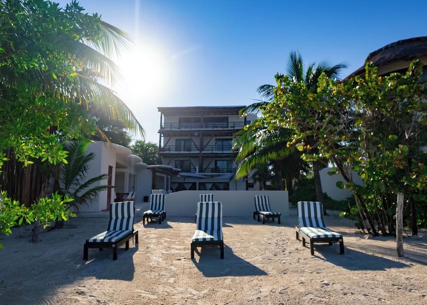 Quintana Roo Isla Holbox Facade