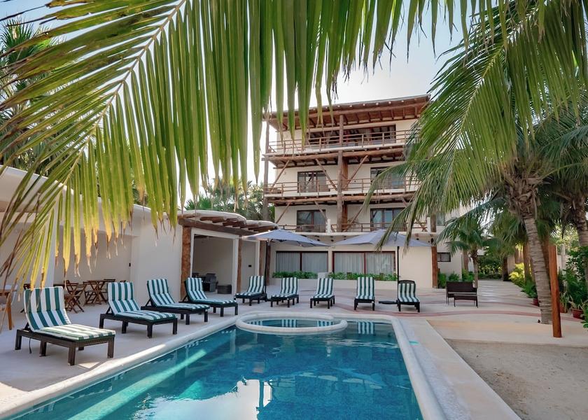 Quintana Roo Isla Holbox Facade