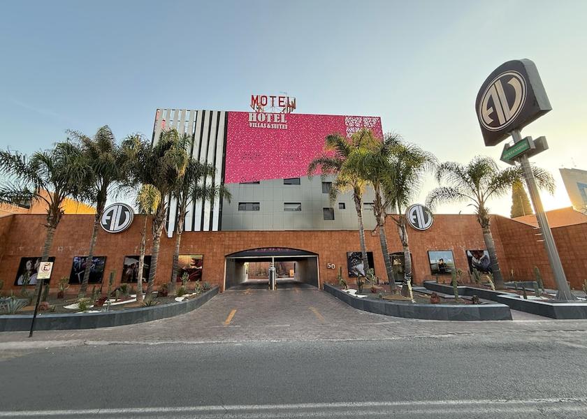  Tlalnepantla de Baz Facade