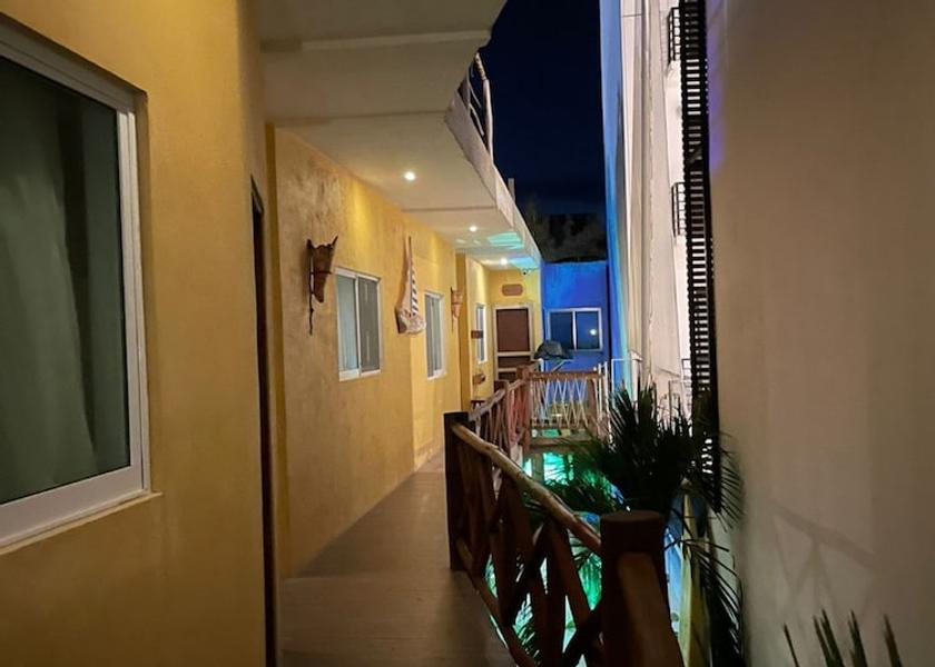 Quintana Roo Puerto Morelos Handrails in hallways