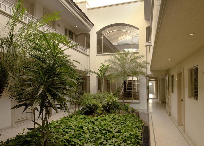Jalisco Zapopan Courtyard