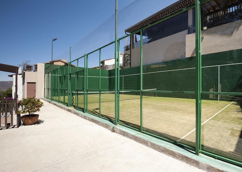 Mexico, Estado de Valle de Bravo Exterior Detail