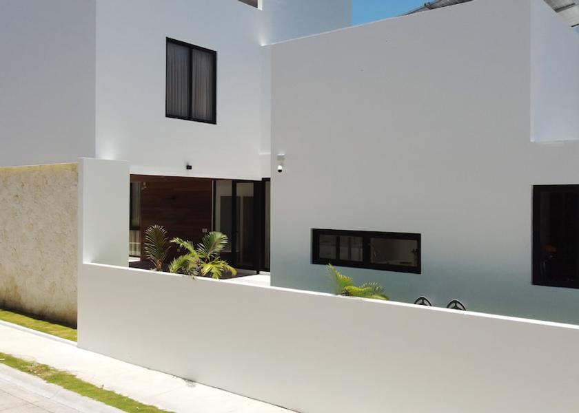 Quintana Roo Akumal Facade
