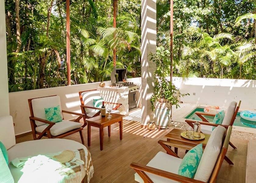 Quintana Roo Akumal Exterior Detail