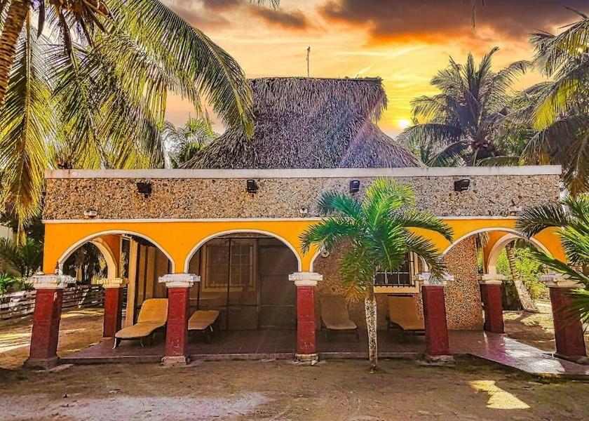 Yucatán Tizimín Exterior Detail