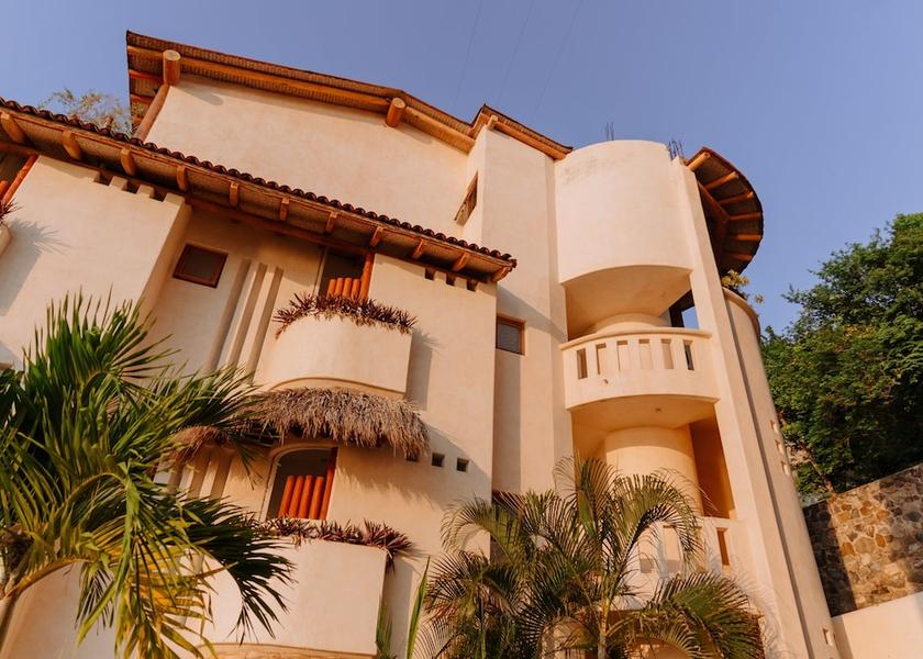 Guerrero Zihuatanejo Exterior Detail
