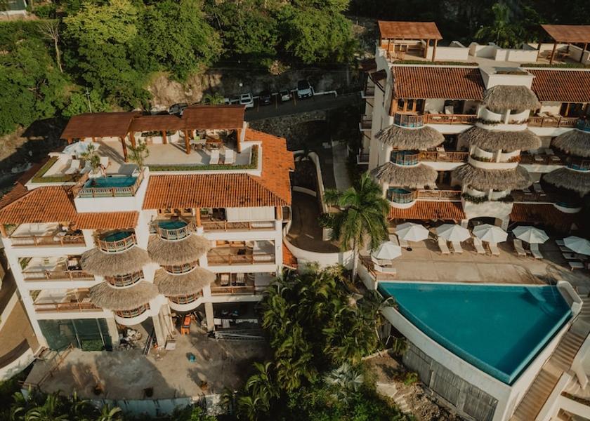 Guerrero Zihuatanejo Exterior Detail