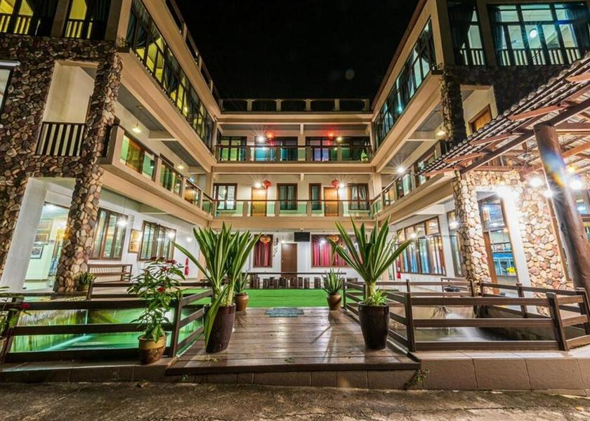 Pahang Bentong Facade