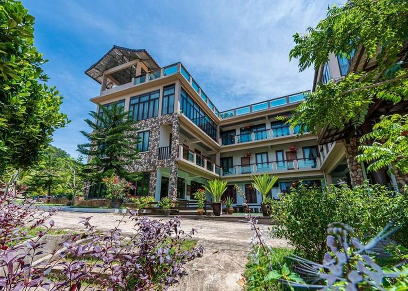 Pahang Bentong Facade