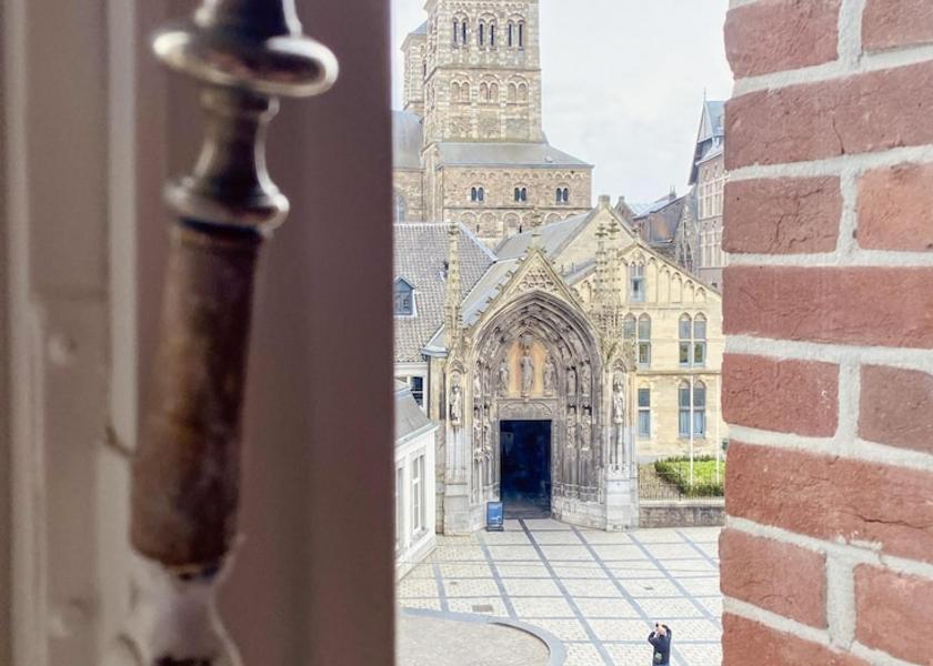 Limburg Maastricht Room