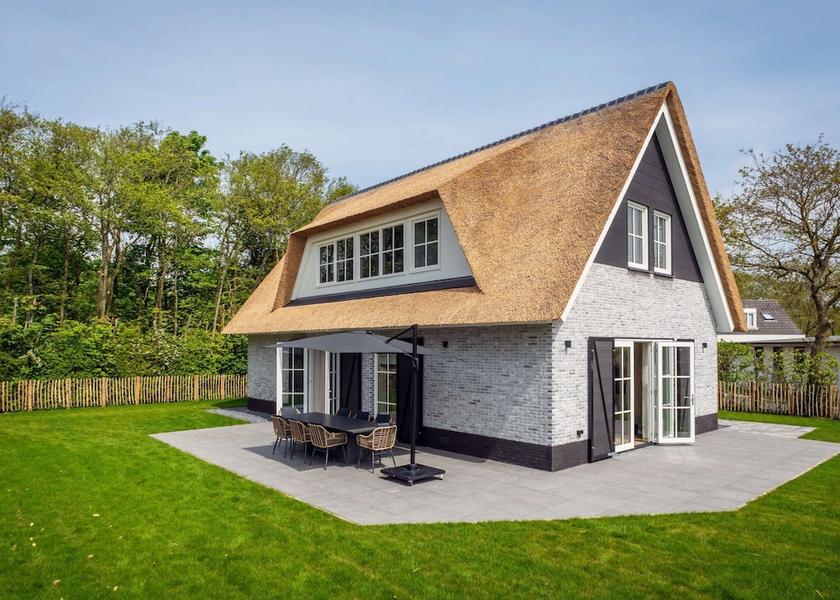 North Holland De Koog Exterior Detail