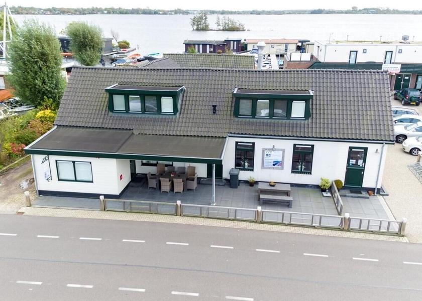 Utrecht Vinkeveen Facade