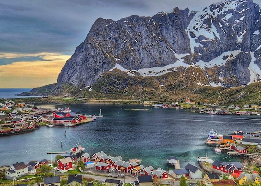 Nordland Moskenes Exterior Detail