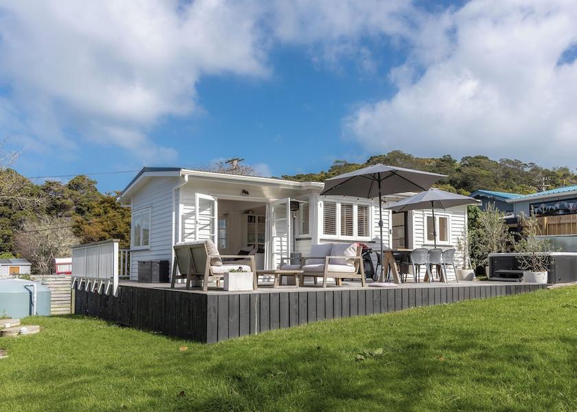 Auckland Region Waiheke Island Terrace