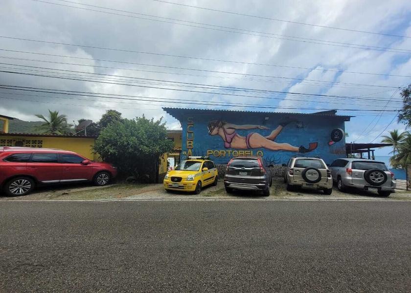 Colon Portobelo Facade