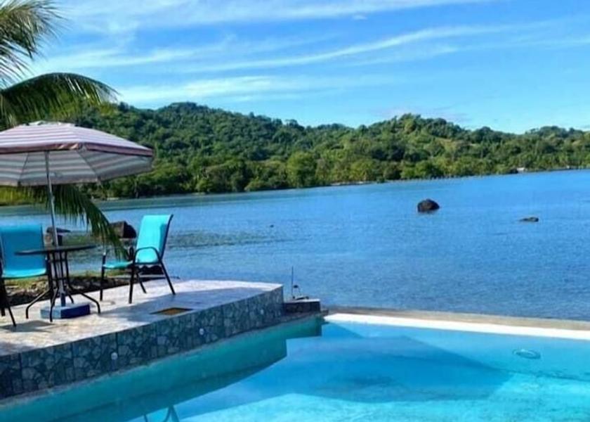 Colon Portobelo Facade