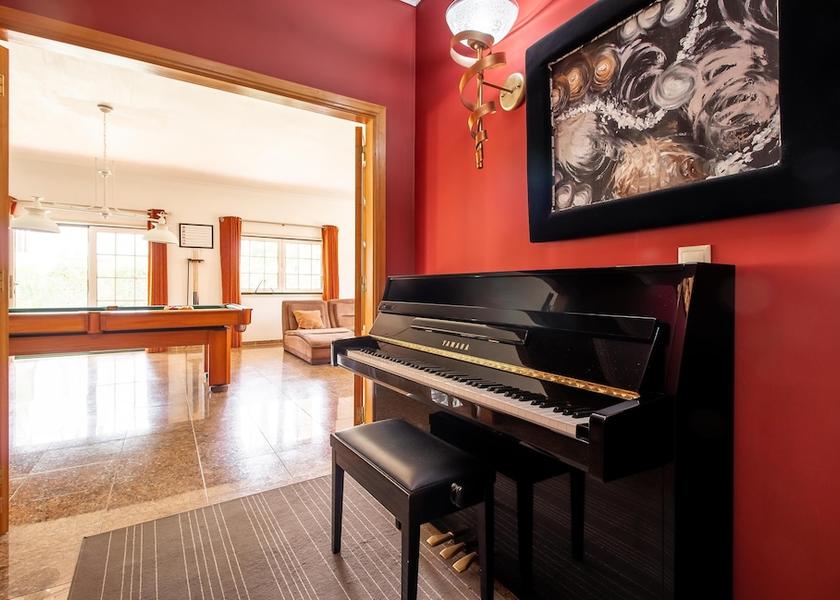 Lisboa Region Almada Interior Entrance