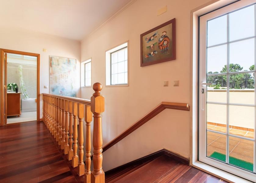 Lisboa Region Almada Interior Entrance