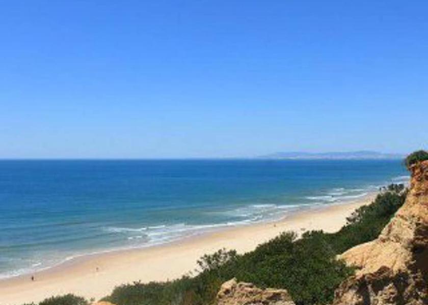 Lisboa Region Almada Beach