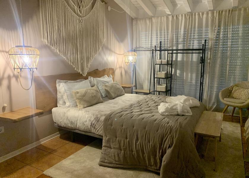 Azores Madalena Room