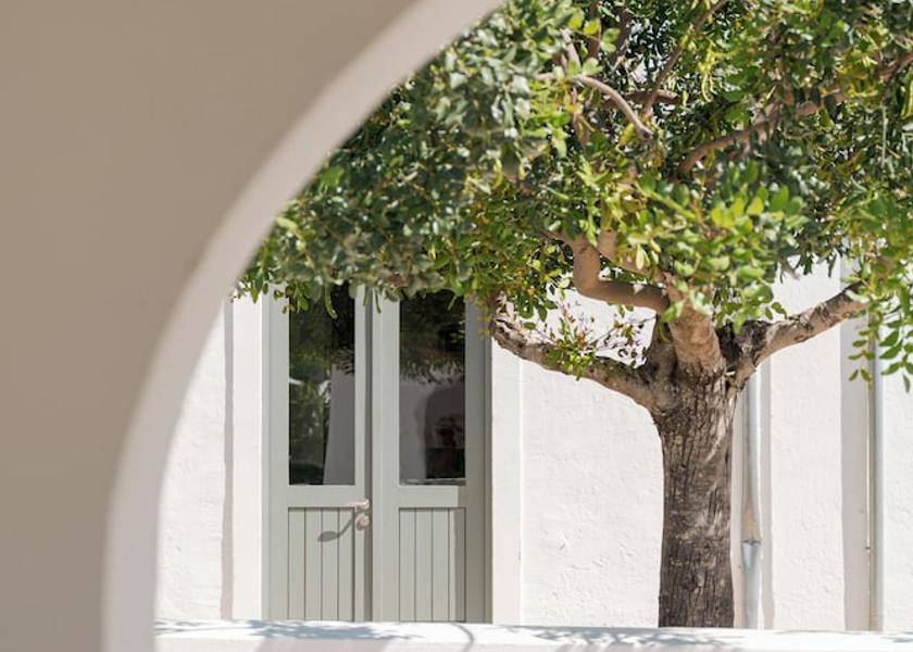 Faro Vila Real Santo Antonio Exterior Detail