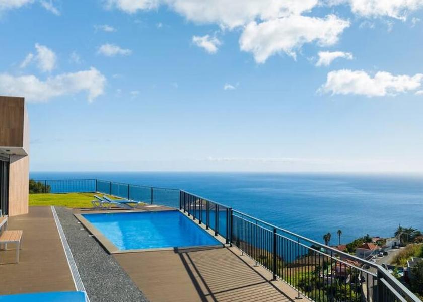 Madeira Region Calheta Room
