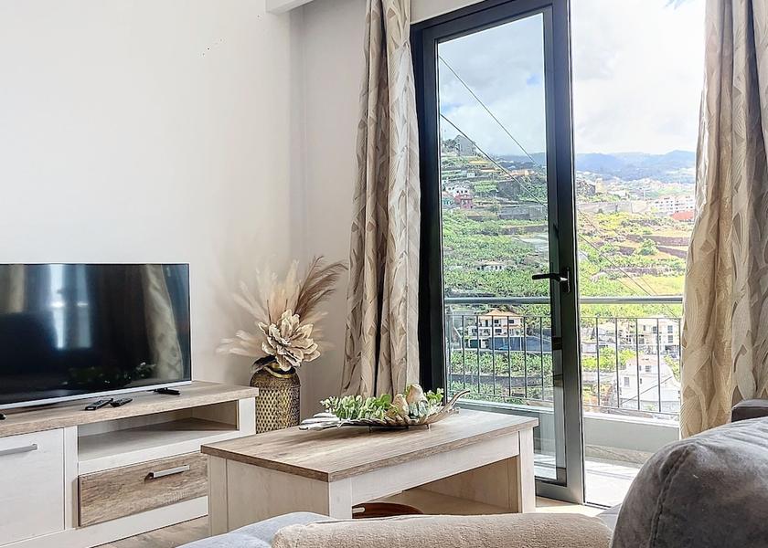 Madeira Region Camara de Lobos Room
