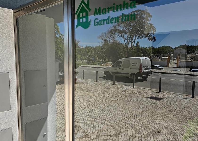 Leiria Marinha Grande Facade