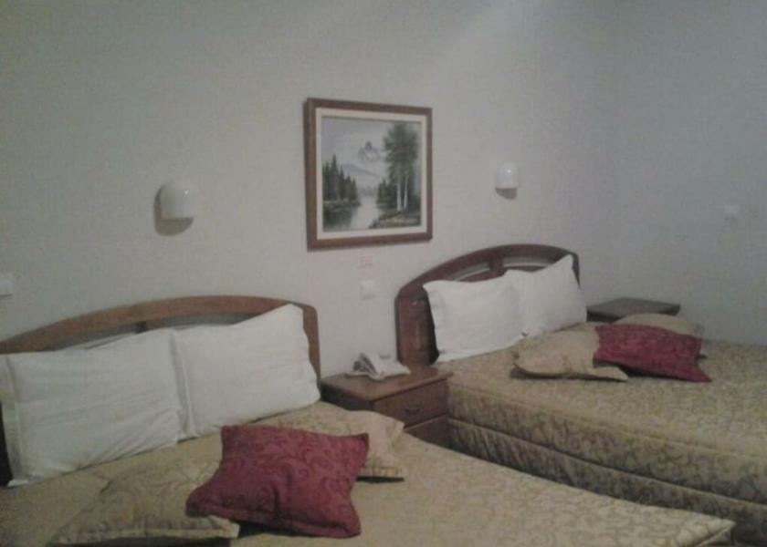 Guarda Guarda Room