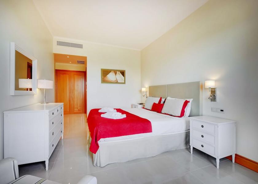 Faro Loulé Room