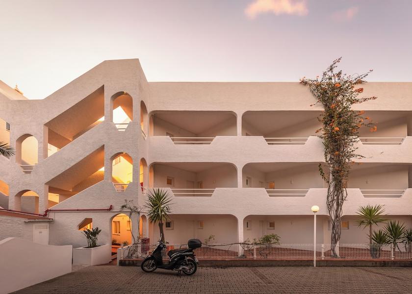 Faro Loulé Facade