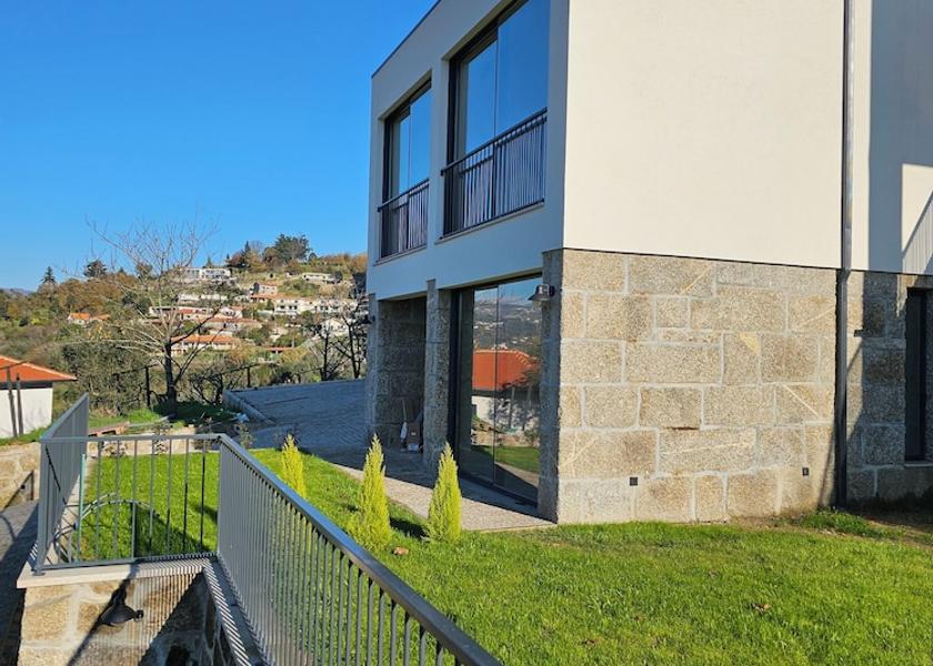 Viseu Resende Exterior Detail