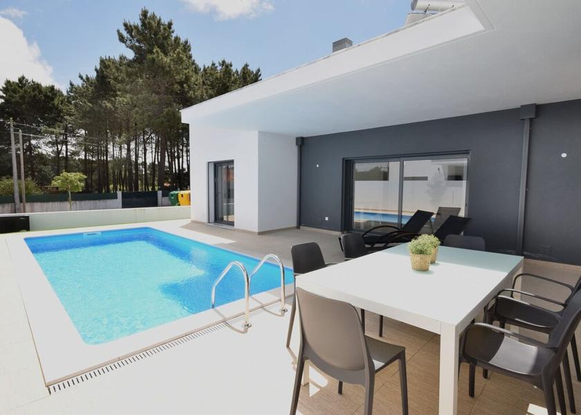 Leiria District Caldas da Rainha Exterior Detail