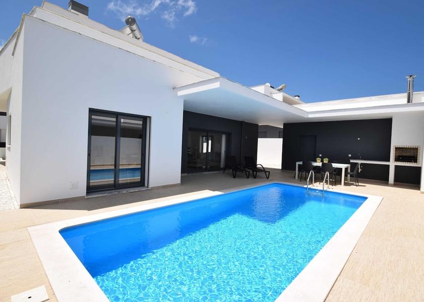 Leiria District Caldas da Rainha Exterior Detail