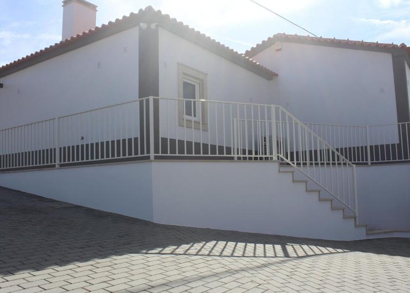 Leiria District Caldas da Rainha Exterior Detail