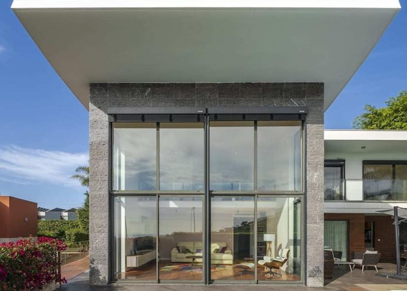 Madeira Funchal Exterior Detail