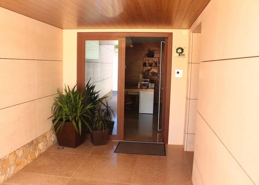 Leiria Porto de Mos Entrance