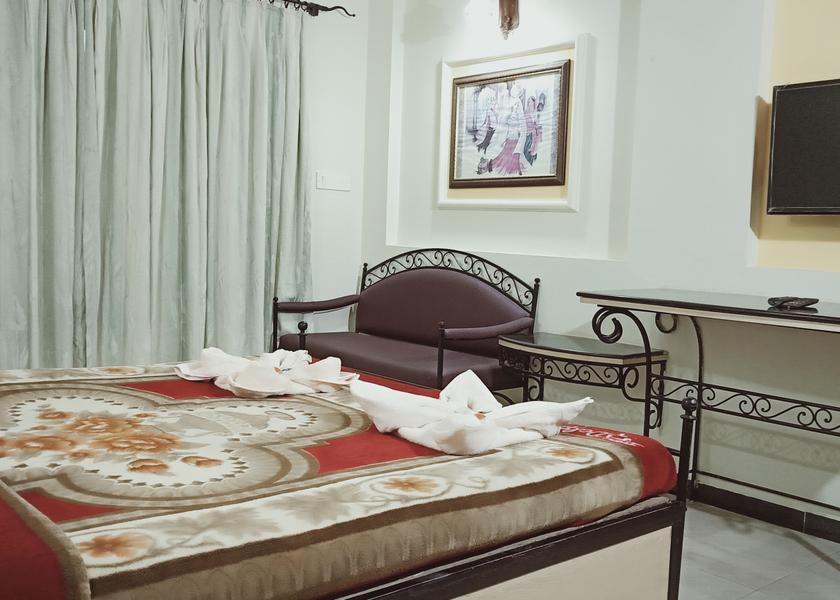 Maharashtra Mahabaleshwar Standard Room